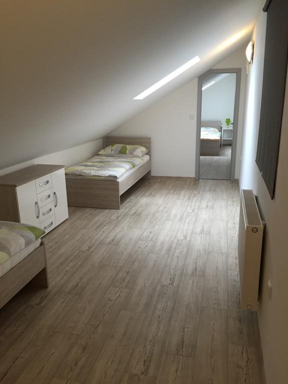 Apartment Lidicka Slavkov, 4 Person Slavkov u Brna Εξωτερικό φωτογραφία